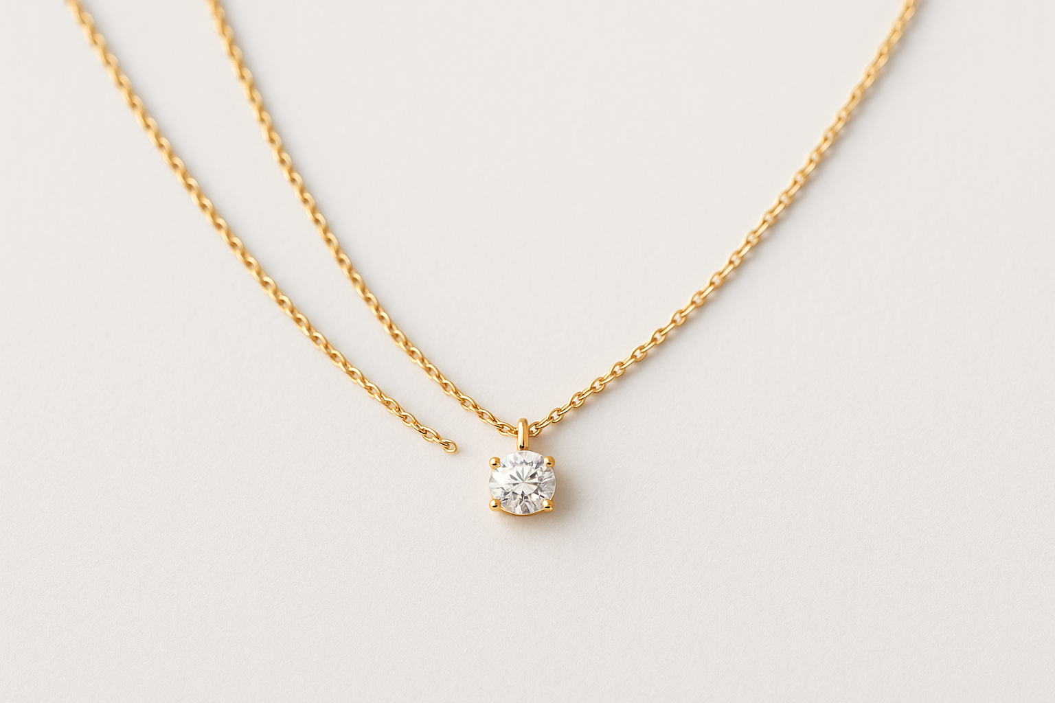 Delicate Gold Diamond Pendant Necklace