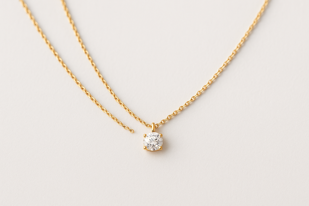 Delicate Gold Diamond Pendant Necklace
