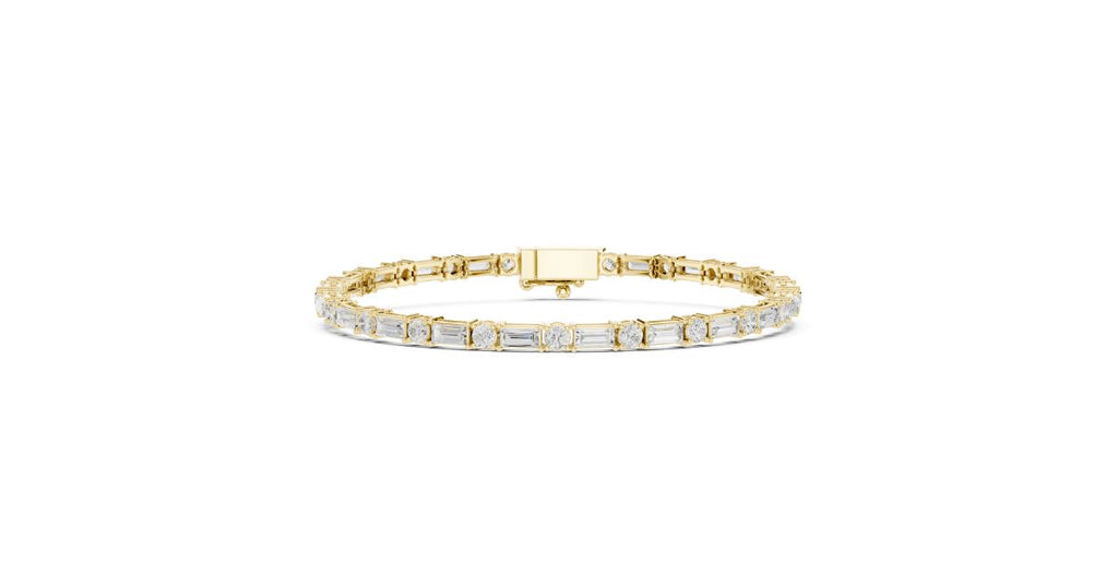 Radiant Emerald-Cut Diamond Link Bracelet in Gold